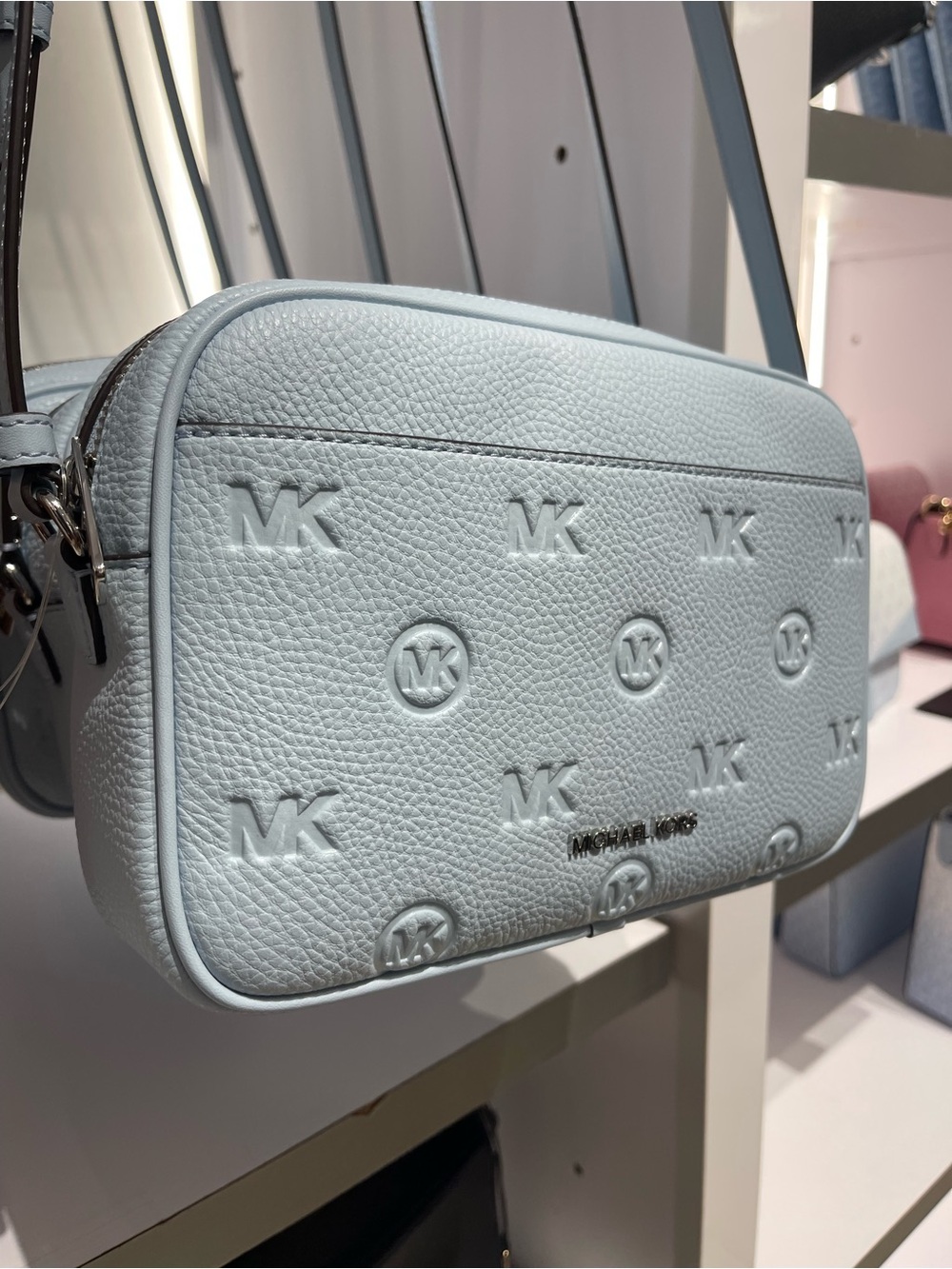 Michael Kors Jet Set Travel Lg Logo Debossed EW Camera Crossbody
Pale Ocean
NWT - Picture 6 of 16